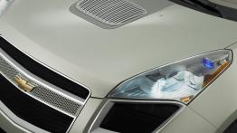 Chevrolet Sequel Concept - lewy przedni reflektor - włączony