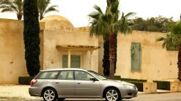 Subaru Legacy Kombi 2008 - prawy bok