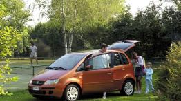 Fiat Idea - lewy bok