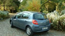 Renault Clio III 1.2 75 KM - widok z tyłu