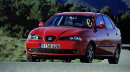 Seat Cordoba Sport - przód - reflektory wyłączone