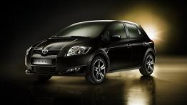 Toyota Auris - widok z przodu