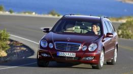 Mercedes Klasa E W211 Sedan W211 2.4 4 Matic 177KM 130kW 2003-2009