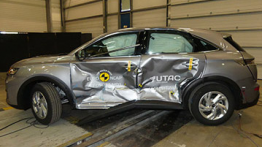 DS 7 Crossback BlueHDi 1,5l Manual 6 'Be Chic'