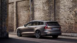 Volvo przedstawiło nowe V60
