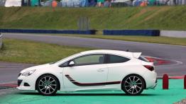 Opel Astra GTC Turbo i 1400 od firmy Irmscher