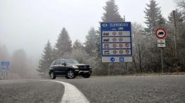 Nowy Mercedes ML350 - pierwsza jazda z dreszczykiem (film)