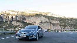 Wakacje z hybrydą - Toyota Auris