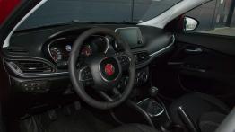 Powiększona rodzina Fiata Tipo – do sedana dołącza hatchback i kombi