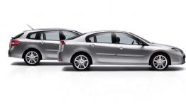 Renault Laguna GT z czterema skrętnymi kołami