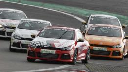 Polacy na Nürburgringu z przygodami (Scirocco R Cup)