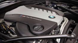 BMW 750d xDrive 381 KM - czego chcieć więcej?