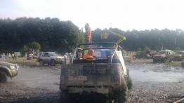 Moc, dźwięk i ... błoto