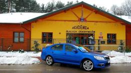 Octavia RS z pieluchą w tle