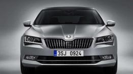 Nowa Skoda Superb - czeski kryształ