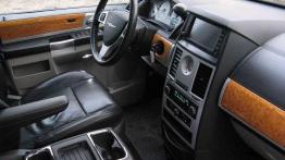 Chrysler Grand Voyager V - europejski czy amerykański?