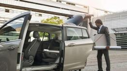 Ford B-MAX - niewielki rodzinny spryciarz