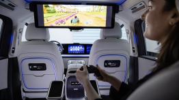 Mercedes VLE 2026 to szczyt luksusu w skórze vana. Ma kino 8K, technologię 800V i zwrotność auta miejskiego