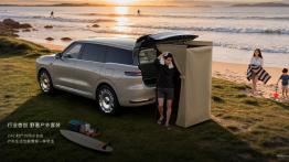 Prysznic w bagażniku i zwrotność Smarta. Gigantyczny chiński SUV IM LS9 Hyper to jeżdżący apartament
