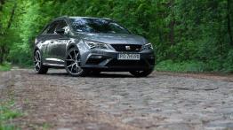 Seat Leon ST Cupra 370 Carbon - galeria redakcyjna - widok z przodu