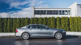 Volvo S90 2.0 T8 Twin Engine 391 KM - galeria redakcyjna - prawy bok
