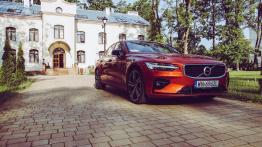 Volvo S60 2.0 T5 250 KM - galeria redakcyjna - widok z przodu