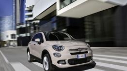 Fiat 500X Lounge (2015) - widok z przodu
