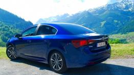Toyota Avensis III Facelifting 2015 - galeria redakcyjna - lewy bok