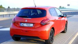 Peugeot 208 I Hatchback 5d Facelifting 1.2 PureTech 110KM 81kW 2015-2019