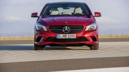 Mercedes CLA 220 CDI (C117) 2012 - widok z przodu