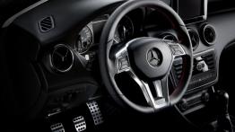 Mercedes A 180 Sport (W176) 2013 - kokpit