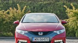 Honda Civic IX Hatchback 5d 1.8 i-VTEC 142KM - galeria redakcyjna - widok z przodu