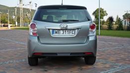 Toyota Verso Facelifting 2.0 D-4D 124KM - galeria redakcyjna (3) - widok z tyłu