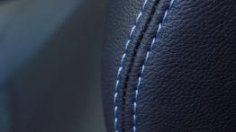 Nissan Note II 1.5 dCi (2013) - fotel kierowcy, widok z przodu