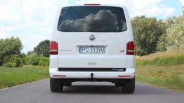 Volkswagen T5 Multivan Facelifting 2.0 BiTDI 180KM - galeria redakcyjna - widok z tyłu
