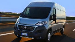 Fiat Ducato III Facelifting Furgon (2014) - widok z przodu