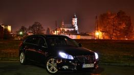 Opel Insignia  Sports Tourer - galeria społeczności - przód - reflektory włączone