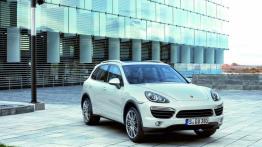 Porsche Cayenne III S Hybrid (2011) - widok z przodu