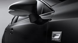Lexus CT 200h F-Sport - emblemat boczny