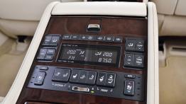 Lexus LS 460L (2013) - inny element wnętrza z tyłu