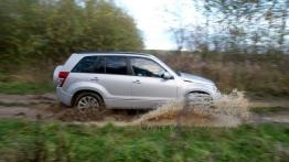 Suzuki Grand Vitara II Facelifting - prawy bok