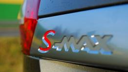 Ford S-Max Van Facelifting 2.0 EcoBoost 240KM - galeria redakcyjna - emblemat