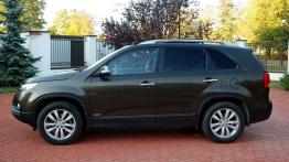 Kia Sorento II SUV 2.2 CRDi 197KM - galeria redakcyjna - lewy bok