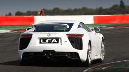 Lexus LFA - widok z tyłu