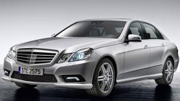 Mercedes Klasa E W212 AMG - widok z przodu