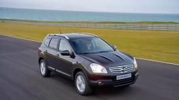 Nissan Qashqai + 2 2009 - widok z przodu