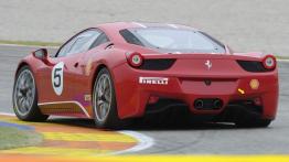 Ferrari 458 Challenge - widok z tyłu