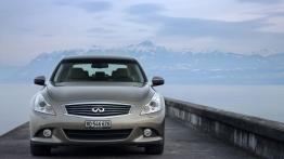 Infiniti G37 Sedan FL - widok z przodu