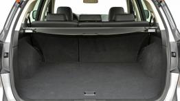 Subaru Legacy Kombi 2010 - bagażnik