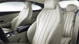 Bentley Continental GT 2011 - fotel kierowcy, widok z przodu